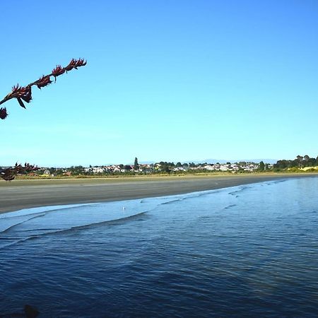 The Sanctuary Beach Side And Spa Bed & Breakfast Timaru Exterior foto