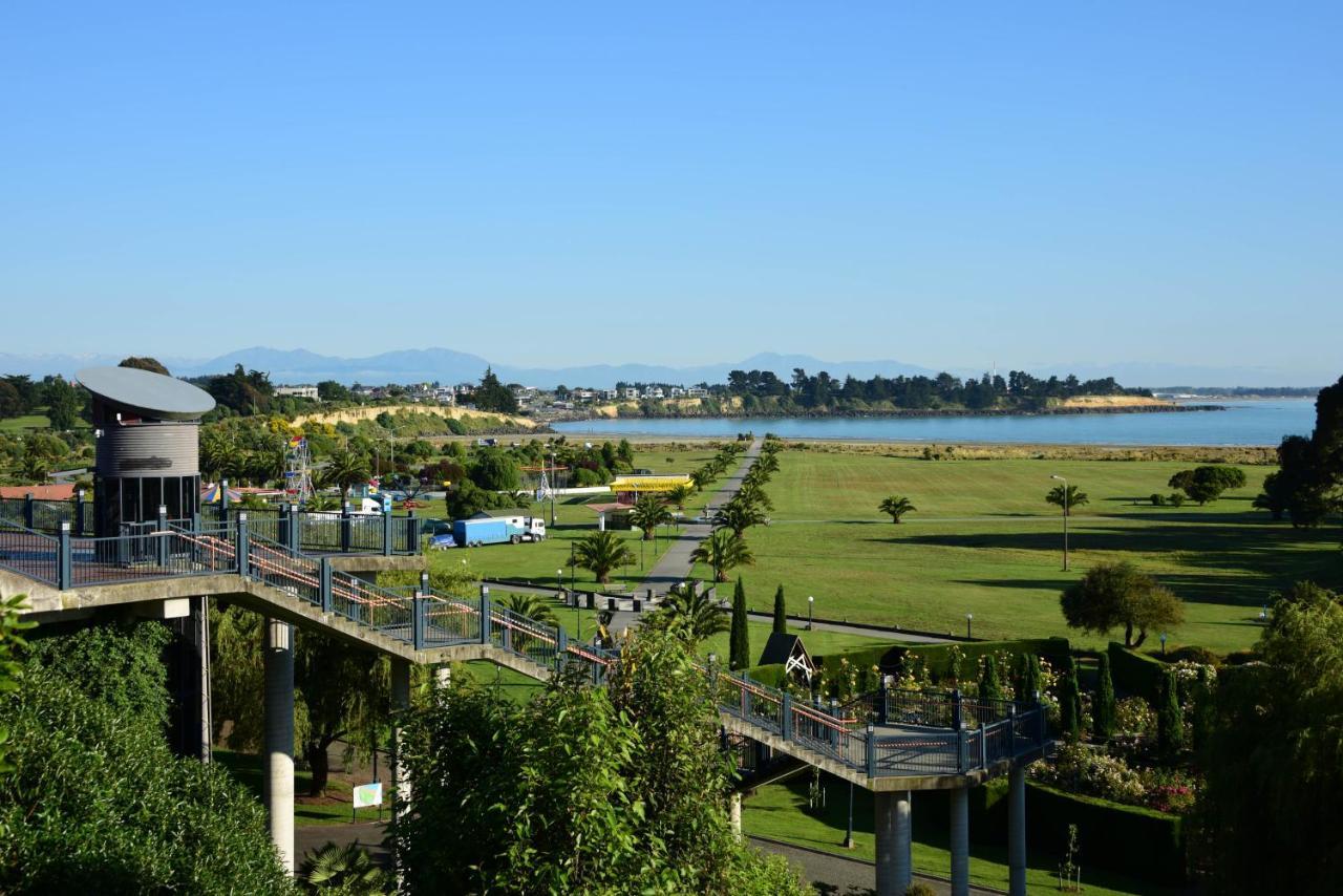 The Sanctuary Beach Side And Spa Bed & Breakfast Timaru Exterior foto