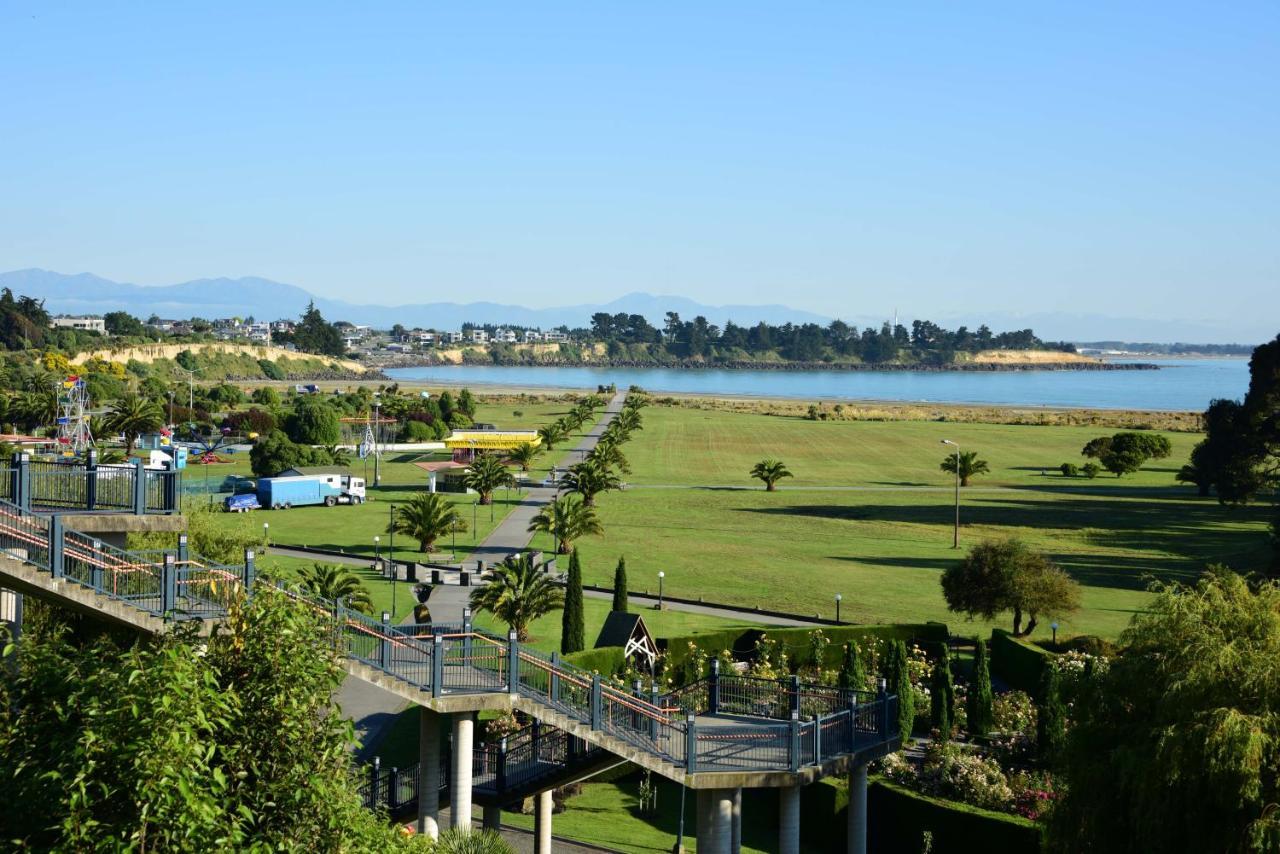 The Sanctuary Beach Side And Spa Bed & Breakfast Timaru Exterior foto