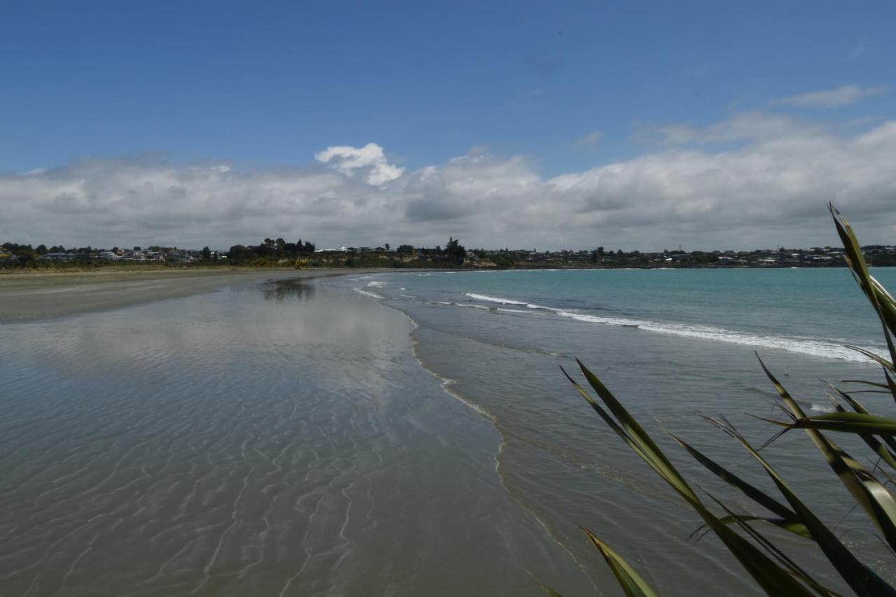 The Sanctuary Beach Side And Spa Bed & Breakfast Timaru Exterior foto